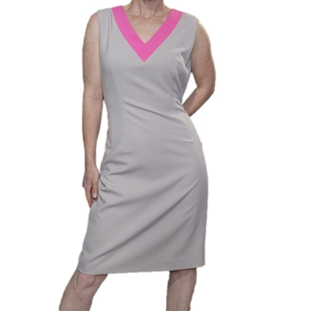 Shift Dress Sleeveless V-neckline Taupe Pink colors Size 8 CALVIN KLEIN